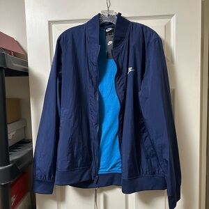 Nike Men's Navy Windbreaker Jacket with Blue Inner Layer hoodie coat